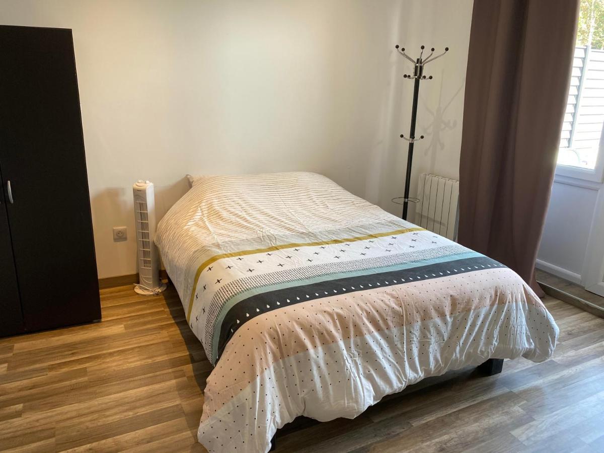 בורג-אן-ברס Legend- Parking Prive Gratuit- Terrasse Privee- Wifi - Convert - Alimentec מראה חיצוני תמונה